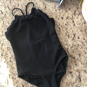 Old navy girls swimsuit